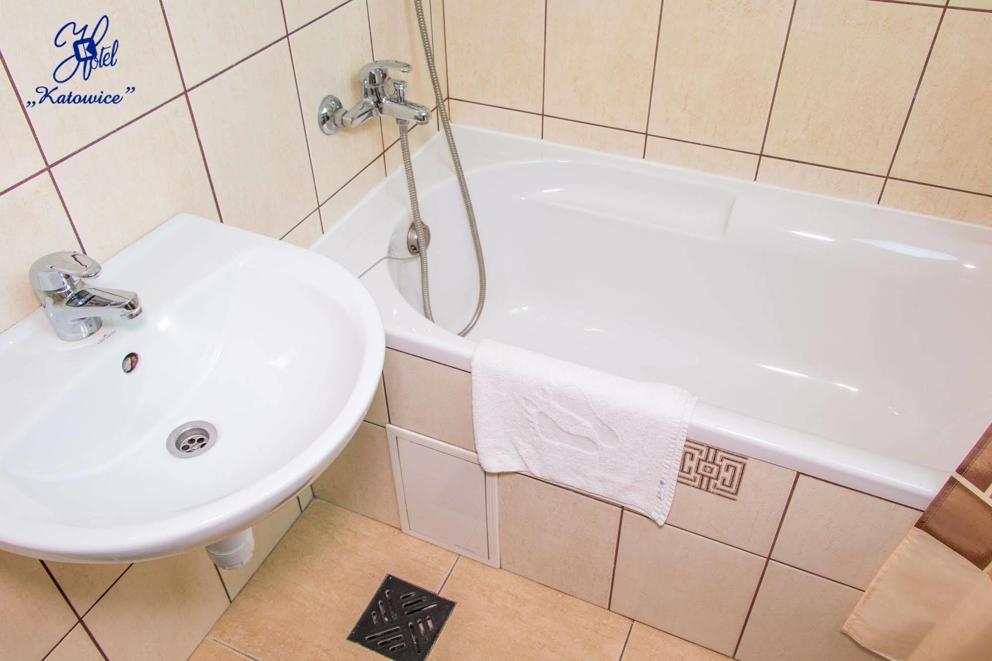 Hotel Katowice Economy Екстер'єр фото
